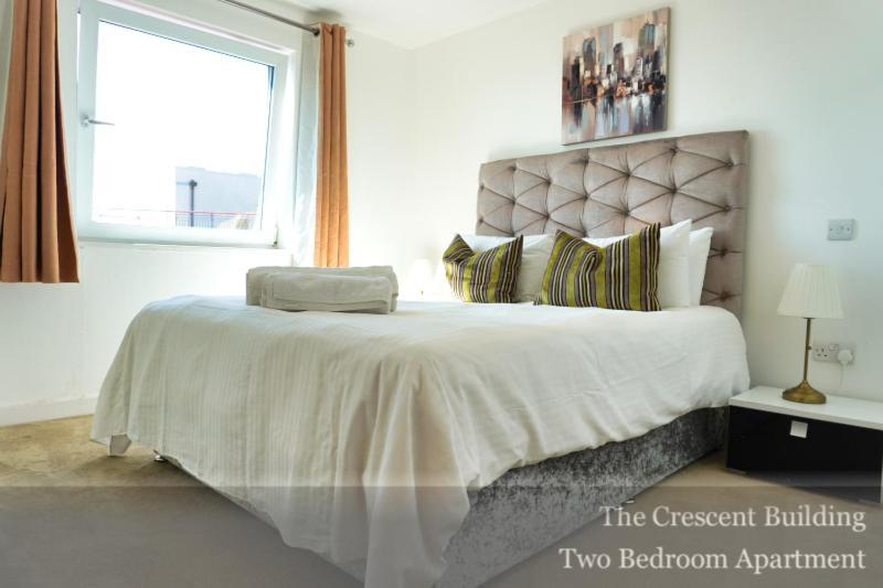 Gunwharf Quays Apartments Портцмаус Экстерьер фото