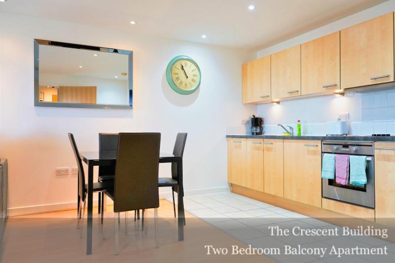 Gunwharf Quays Apartments Портцмаус Экстерьер фото