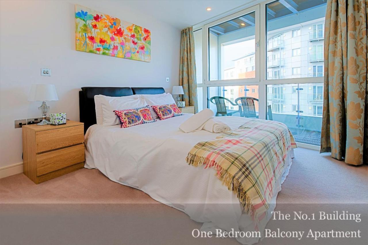 Gunwharf Quays Apartments Портцмаус Экстерьер фото