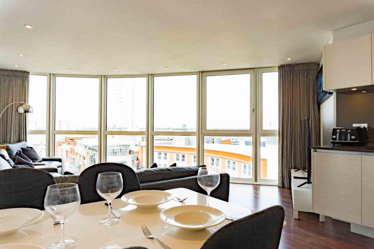 Gunwharf Quays Apartments Портцмаус Экстерьер фото