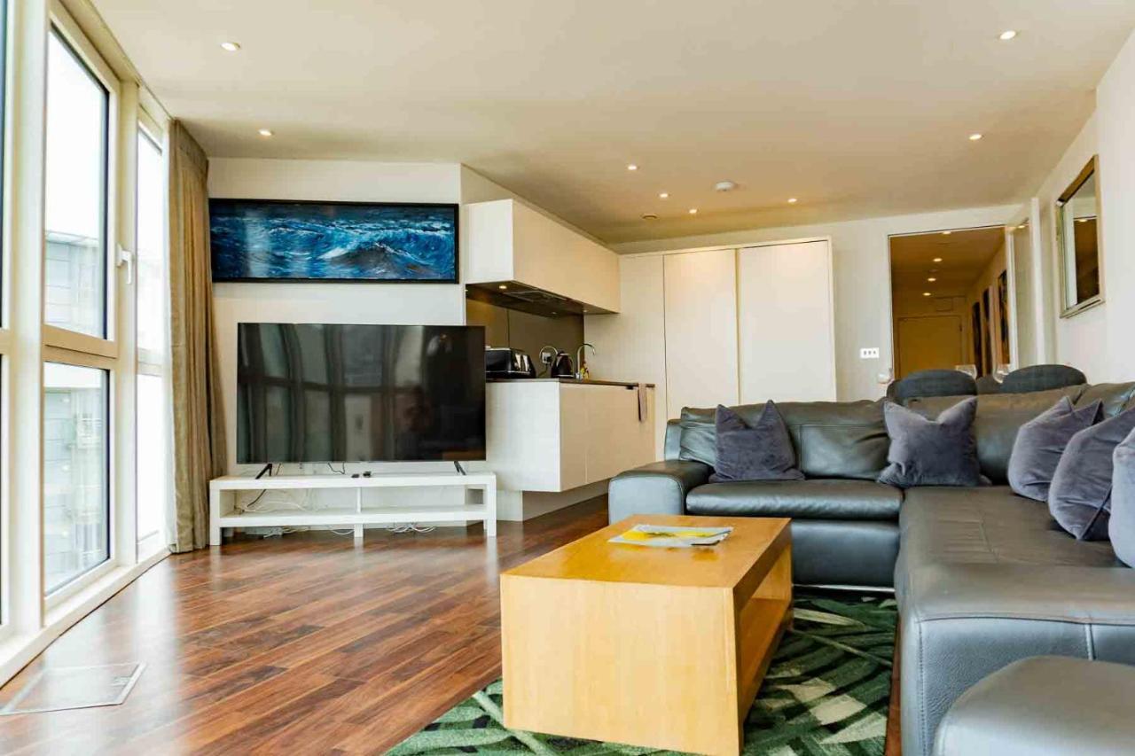 Gunwharf Quays Apartments Портцмаус Экстерьер фото