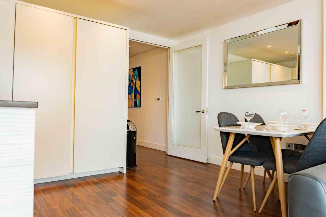 Gunwharf Quays Apartments Портцмаус Экстерьер фото